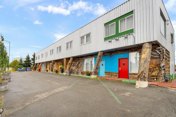 Qupqugiaq Inn image 12